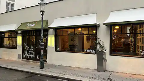Civediamo Bar Front-Ansicht des Lokales in Wien am Dr. Karl-Lueger-Platz im 1. Bezirk von Wien.