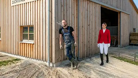 Wenn Mr. Lässig erschreckt wird... - Asche am Sattel